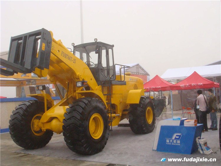 ����25�ֲ�װ����չ2011�����Ű���Ϸ���������վ(China)�ٷ���վչ